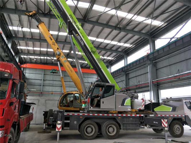 周村区高空车出租需要注意哪些安全事项？